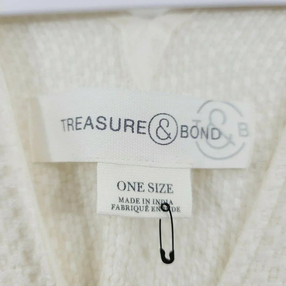 Treasure & Bond V-Neck Poncho Sweater Ivory/Green - Picture 2 of 4